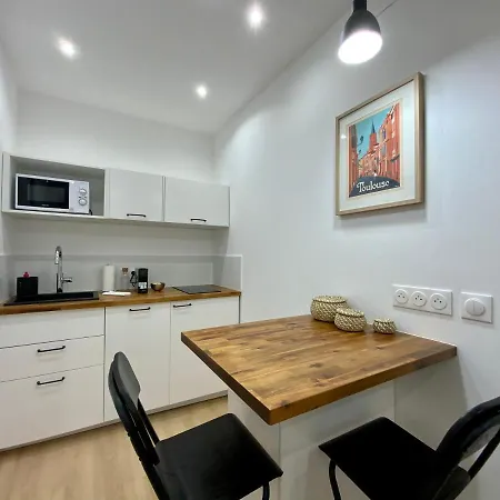 Apartment Le Victor Hugo - Studio Avec Parking # Hypercentre
